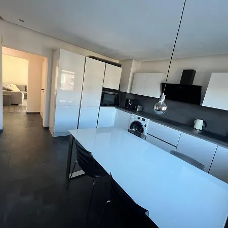 Modernes Zentrales شقة *